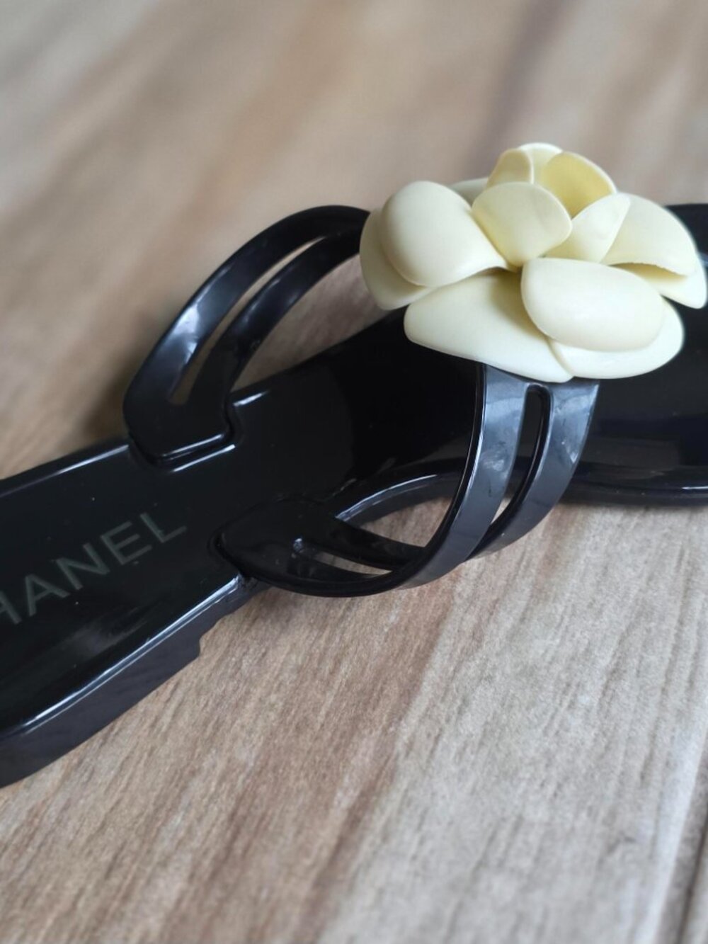 CHANEL CC Jelly Camelia Rubber Jelly Thong Flip Sandals Eur. 38 - Picture 9 of 15